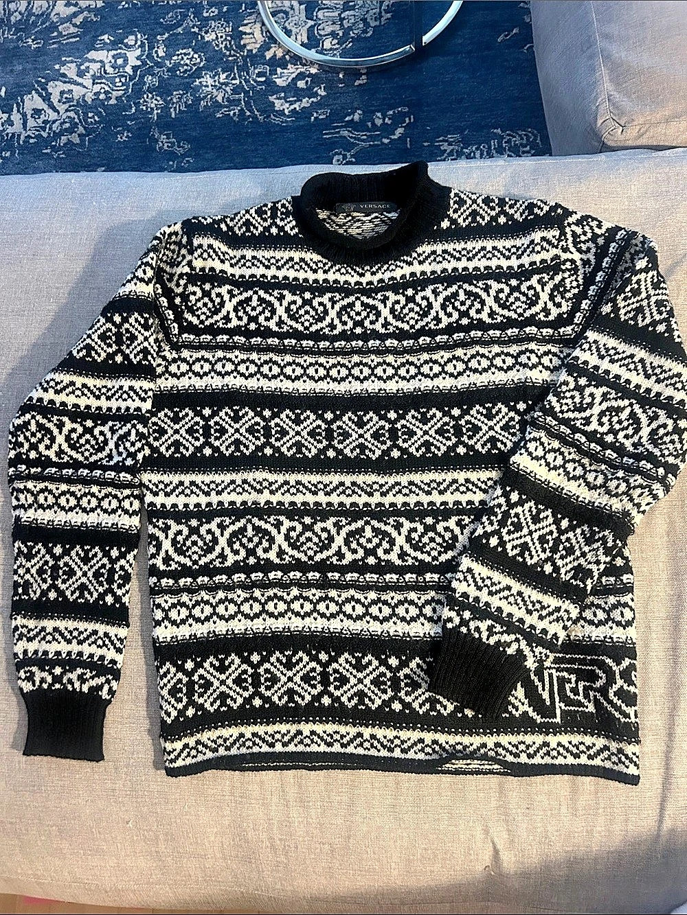 Versace Vintage Men's Black & Cream Geometric Crewneck Like New